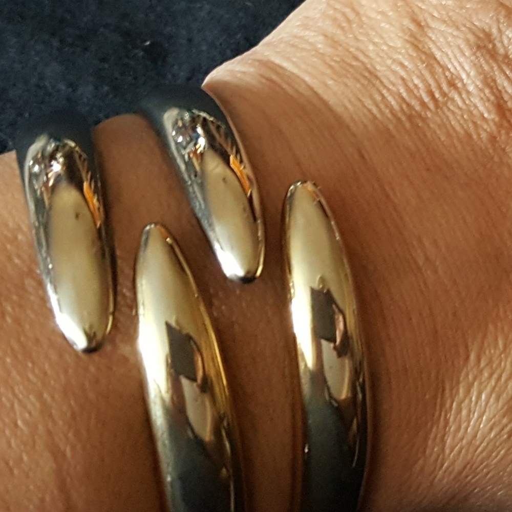 Bracelet - Picture 4 of 4